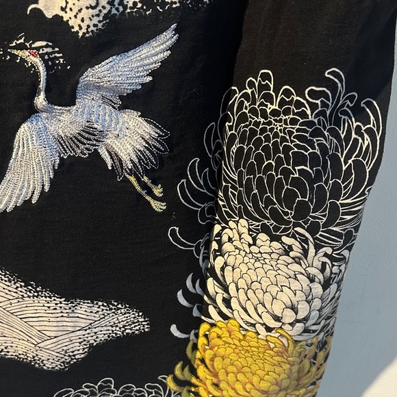 Vintage Japanaese Embroidered Black Graphic T-Shirt - Picture 6 of 7